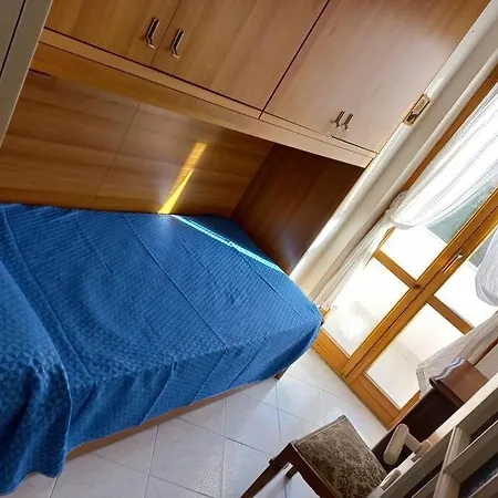 Due Passi Dalla
