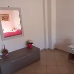 Due Passi Dalla