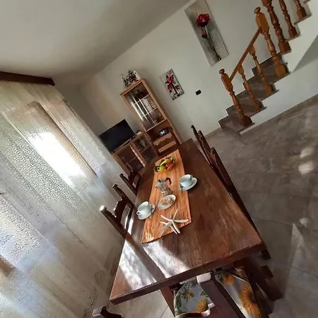 Due Passi Dalla * Alghero